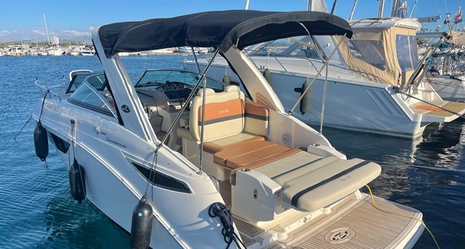 Sea Ray 265 DAE Sundancer mit Trailer