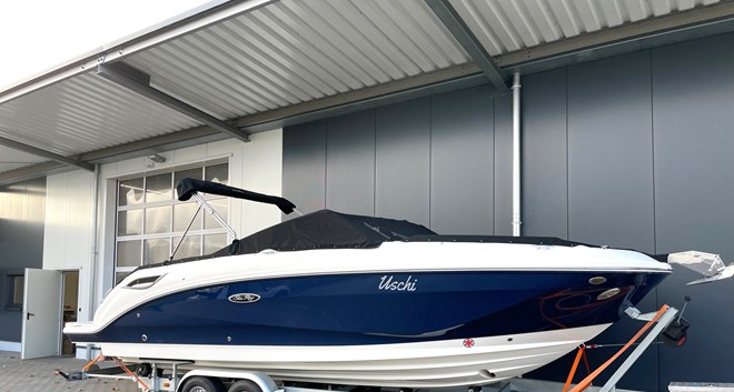 Sea Ray 250 SDXE neuwertig!